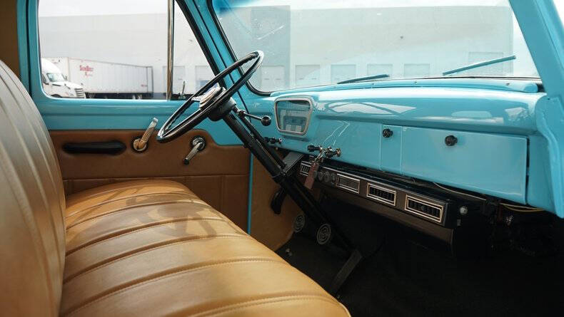 1953 Ford F-100