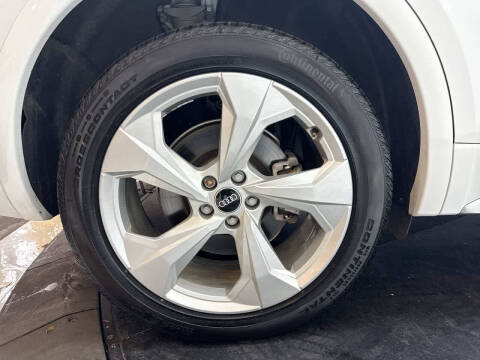 2022 Audi Q5 quattro S line Prem Plus 45 TFSI