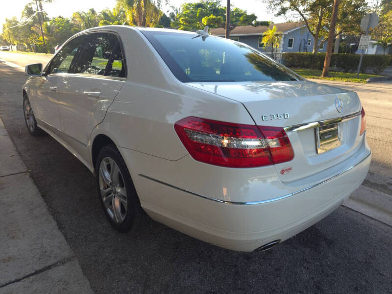 2011 Mercedes-Benz E-Class