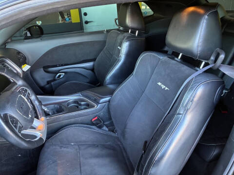 2015 Dodge Challenger SRT 392
