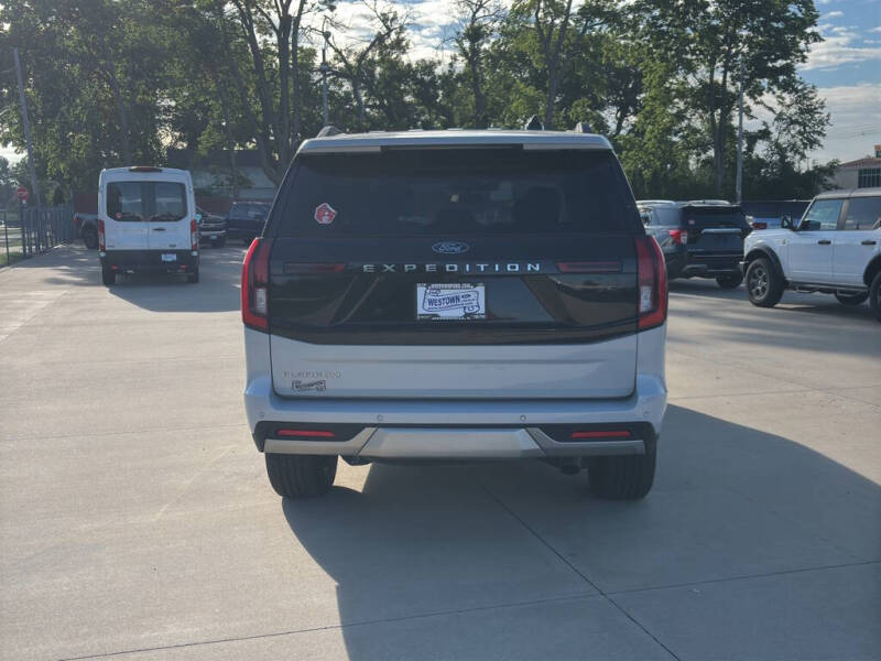 2025 Ford Expedition Platinum