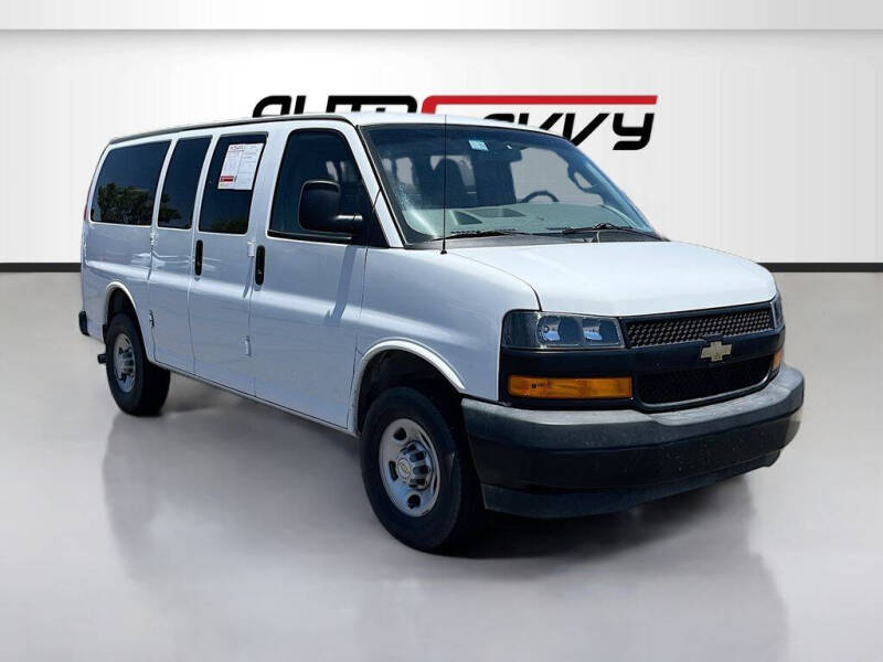 2022 Chevrolet Express LS 2500