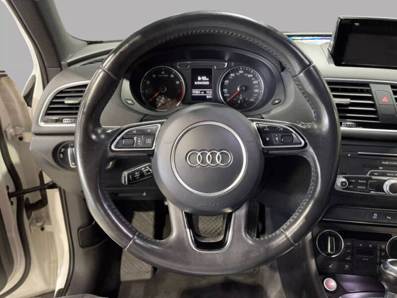 2017 Audi Q3 2.0T quattro Premium Plus