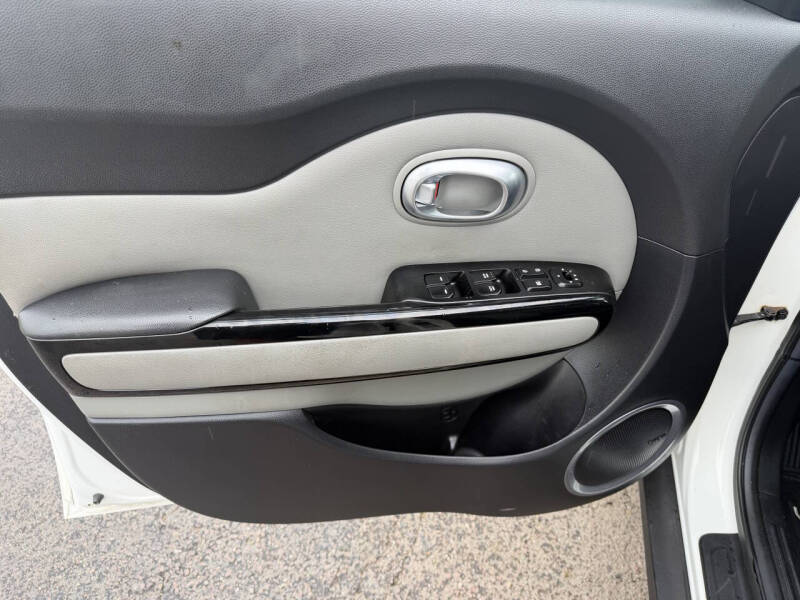 2015 Kia Soul +