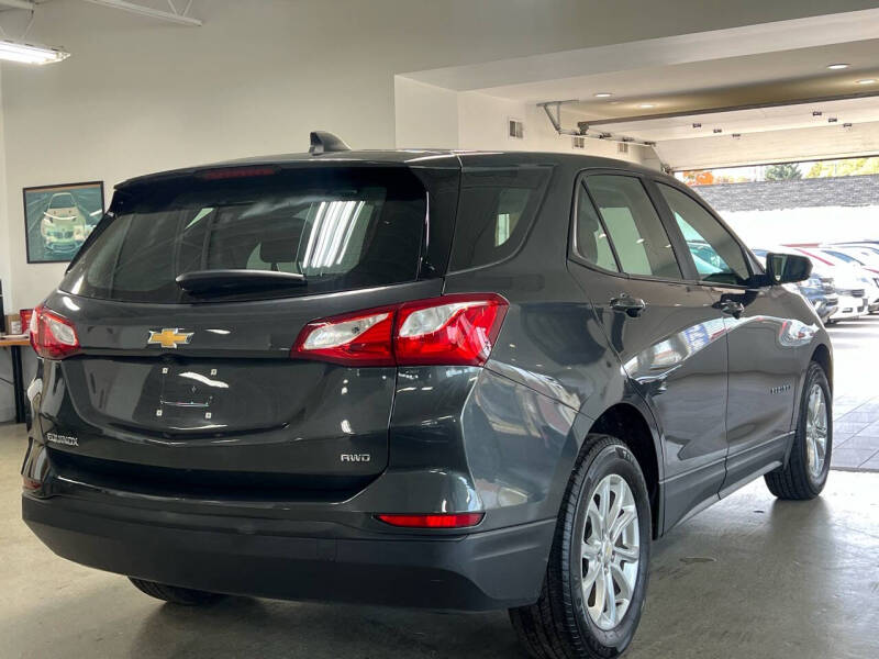 2021 Chevrolet Equinox LS photo 5