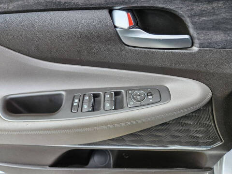 2019 Hyundai Santa Fe SEL 2.4L