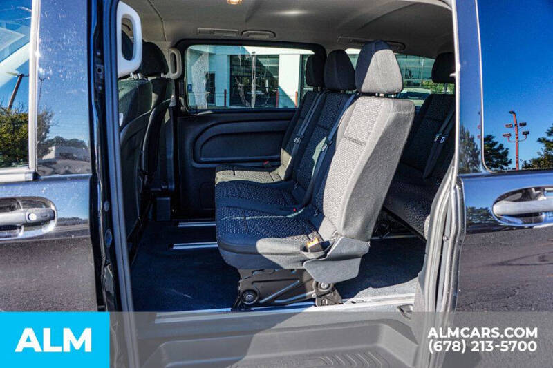 2023 Mercedes-Benz Metris Passenger