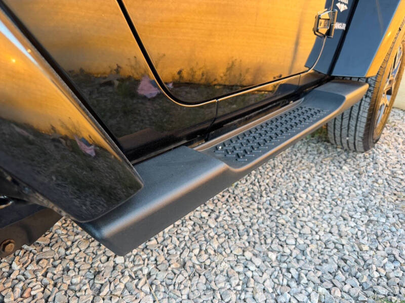 2013 Jeep Wrangler Sahara