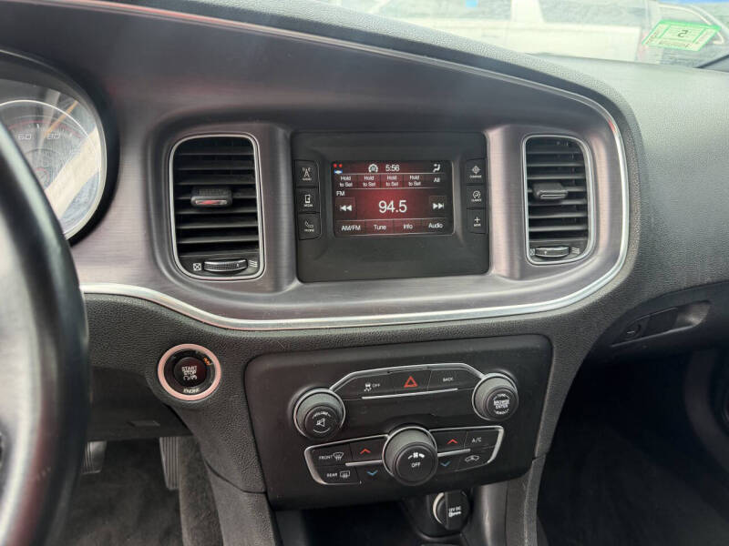 2016 Dodge Charger SE