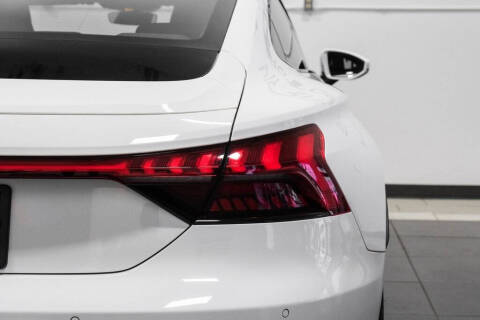 2022 Audi e-tron GT quattro Premium Plus