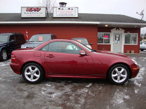 2004 Mercedes-Benz SLK for sale at G and G AUTO SALES in Merrill WI