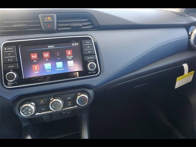 2025 Nissan Versa SV