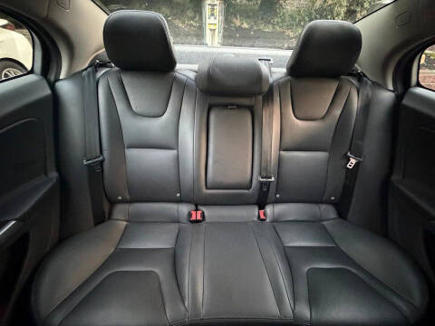 2016 Volvo S60 T5 Premier