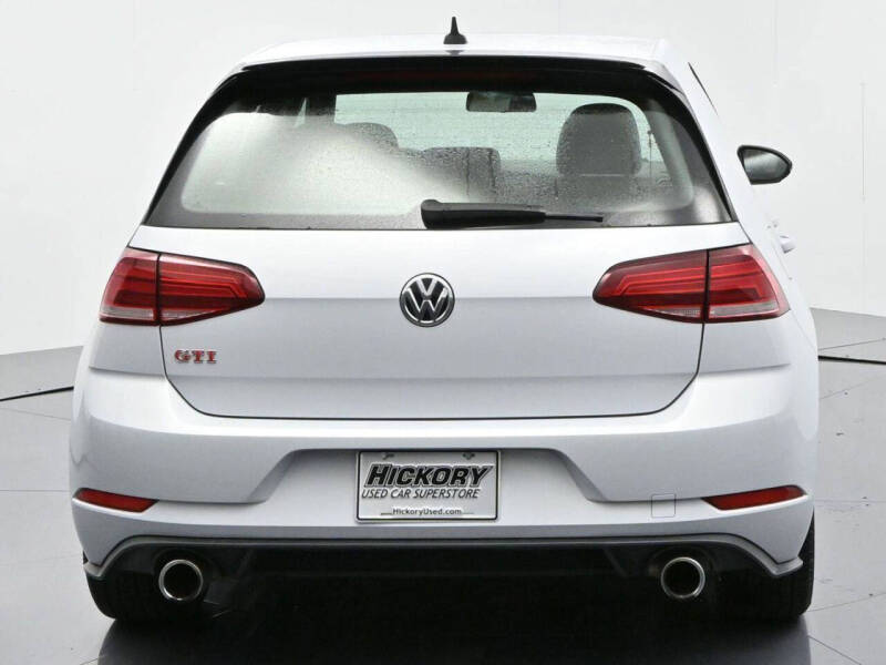 2021 Volkswagen Golf GTI Autobahn