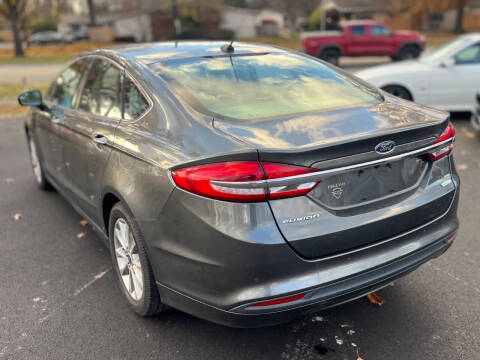 2017 Ford Fusion SE