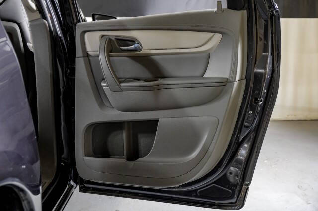 2017 Chevrolet Traverse LS