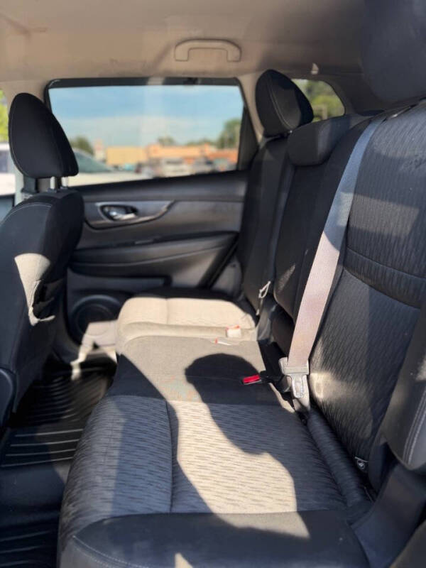 2019 Nissan Rogue SV