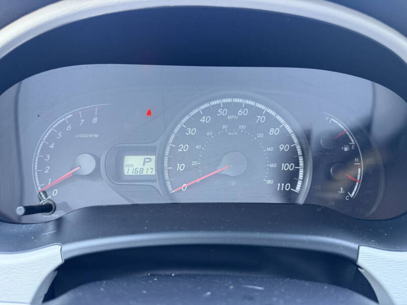 2013 Toyota Sienna LE 8-Passenger
