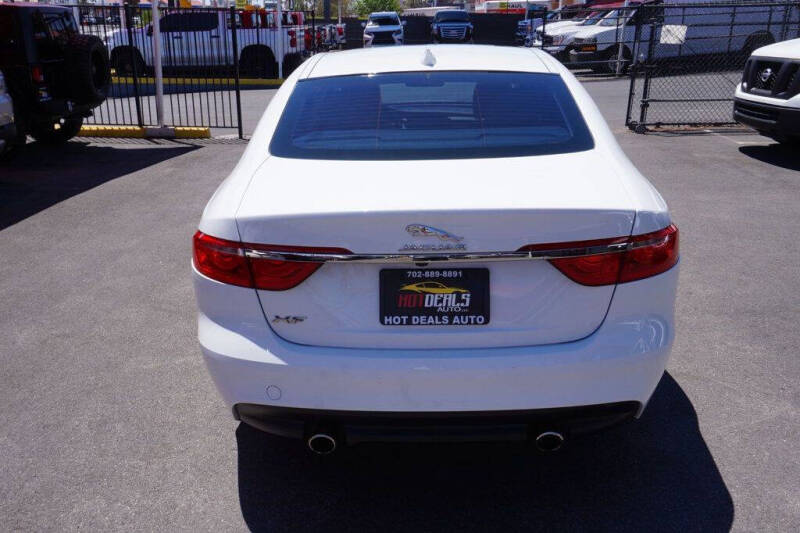 2017 Jaguar XF 35t