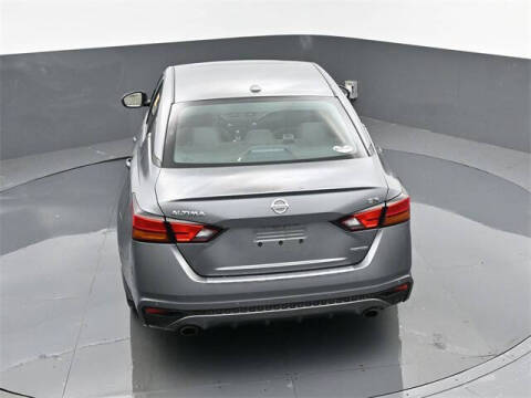 2021 Nissan Altima 2.0 SR