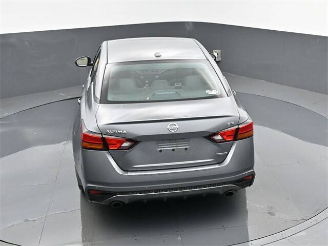 2021 Nissan Altima 2.0 SR