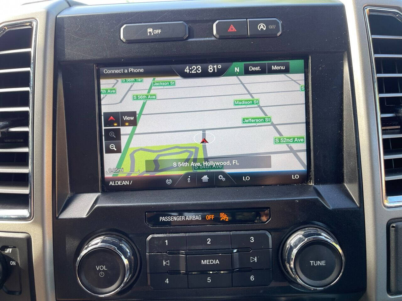 2015 Ford F-150  - $17,123