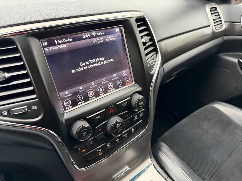 2018 Jeep Grand Cherokee Laredo E