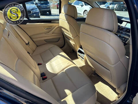 2011 BMW 5 Series 528i