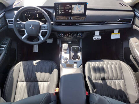 2026 Mitsubishi Outlander SEL