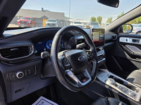 2022 Ford Explorer ST