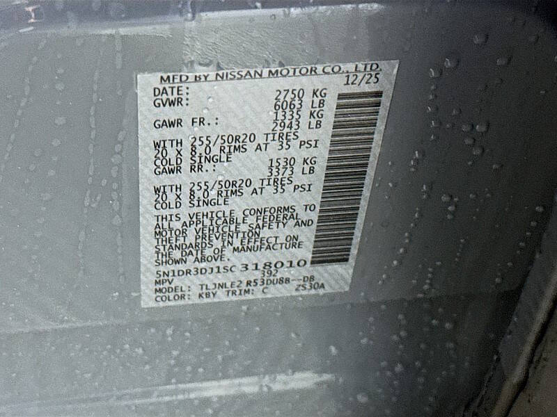 2025 Nissan Pathfinder Platinum