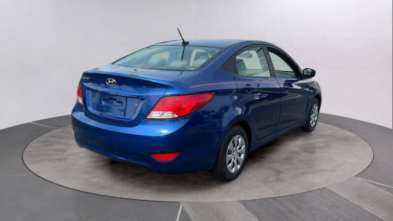 2016 Hyundai Accent SE