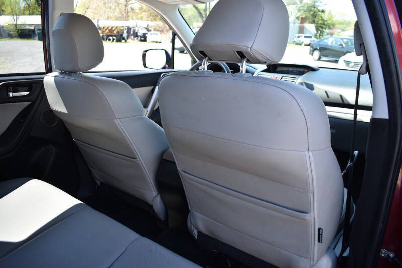 2014 Subaru Forester 2.5i Touring