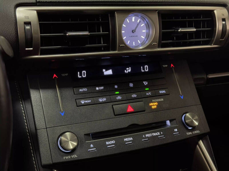 2015 Lexus IS 250 Crafted Line