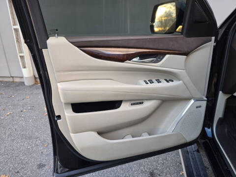 2017 Cadillac Escalade Premium Luxury