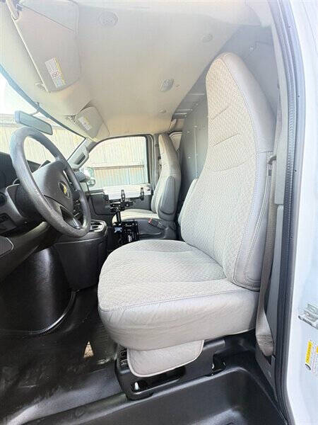 2021 Chevrolet Express 2500