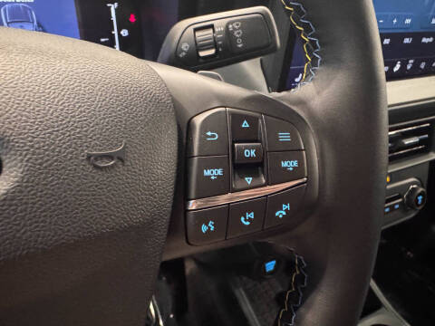 2025 Ford Maverick Lobo