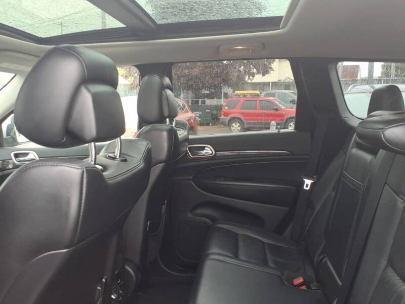 2012 Jeep Grand Cherokee Laredo