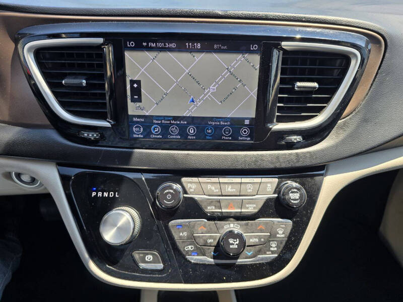 2019 Chrysler Pacifica Touring L