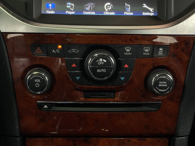 2012 Chrysler 300 Limited