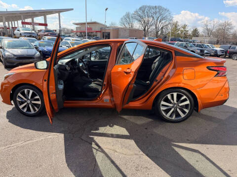 2020 Nissan Versa SR
