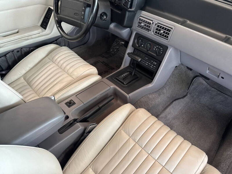 1993 Ford Mustang LX 5.0