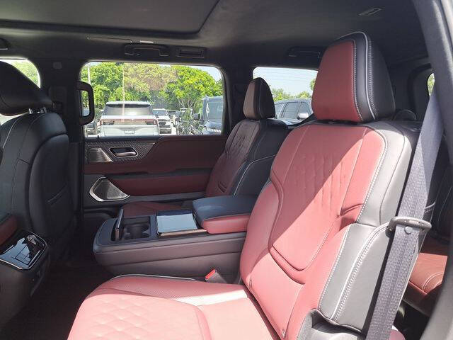 2027 Infiniti QX80 Autograph