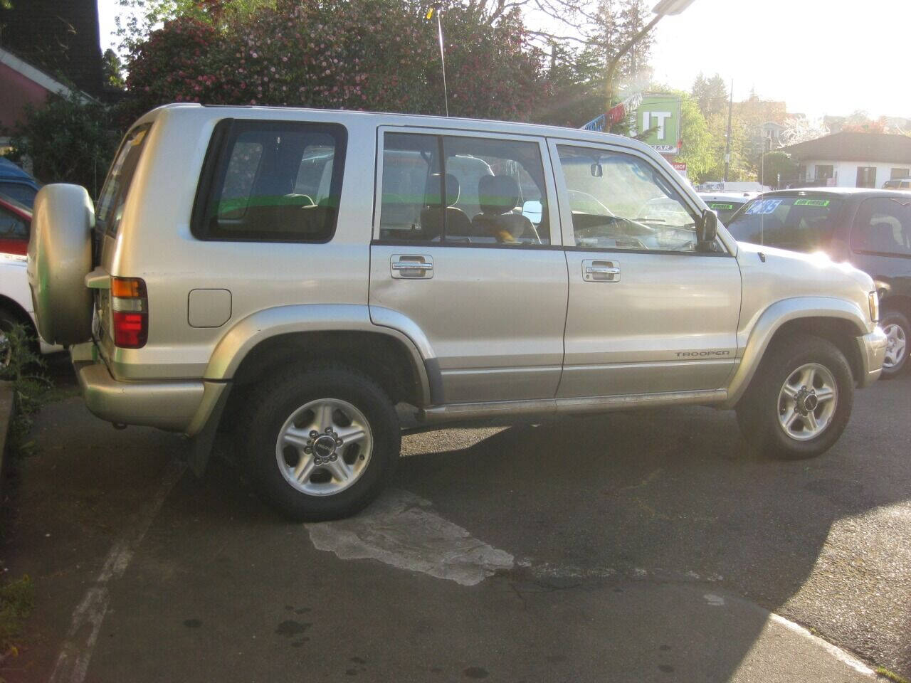 Isuzu trooper 1999