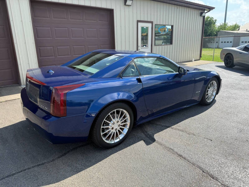 2005 Cadillac XLR