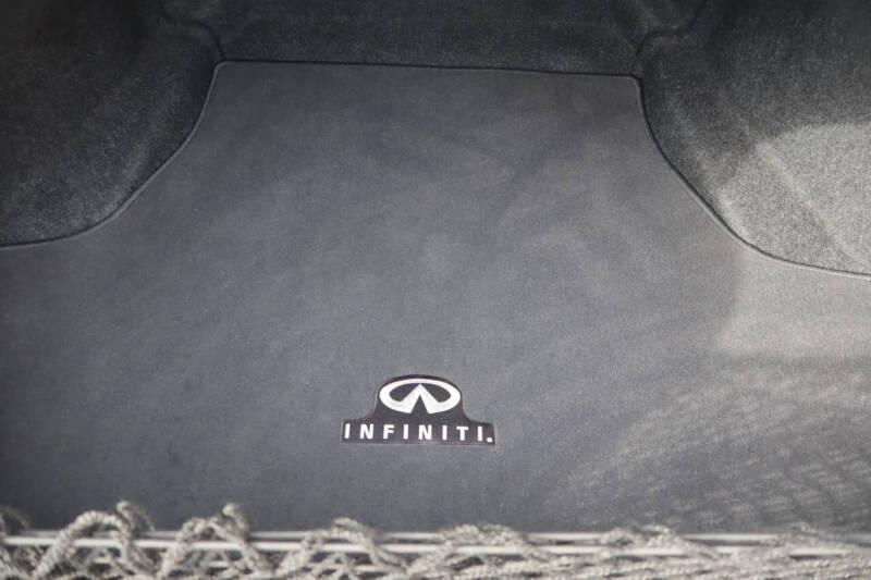 2017 Infiniti Q70L 3.7