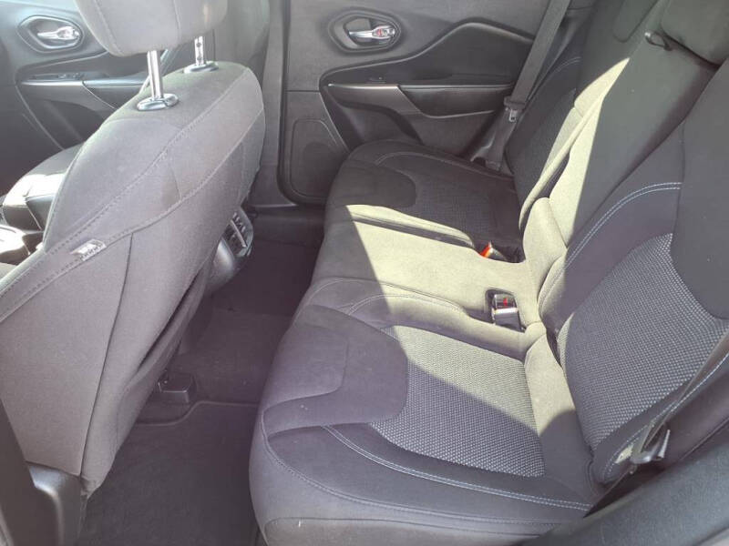 2020 Jeep Cherokee Latitude