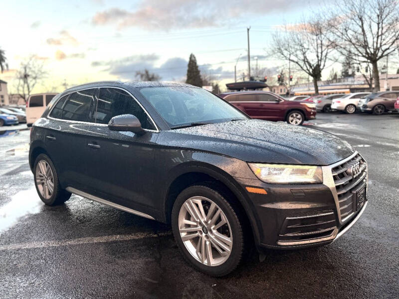2018 Audi Q5 2.0T quattro Premium Plus