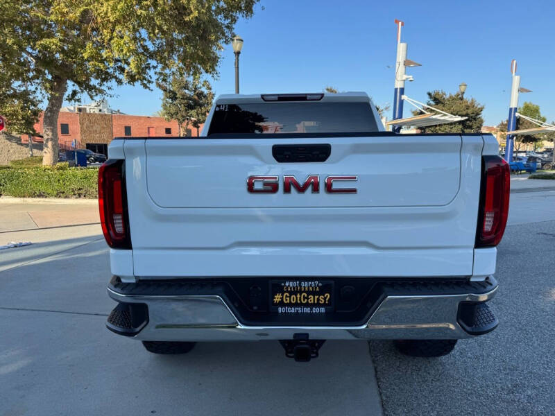 2024 GMC Sierra 1500 SLT