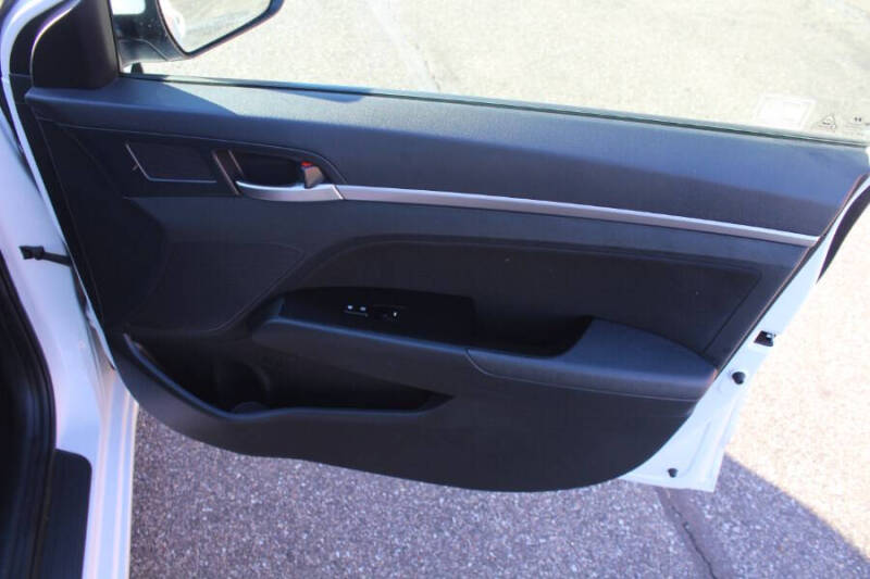 2020 Hyundai Elantra